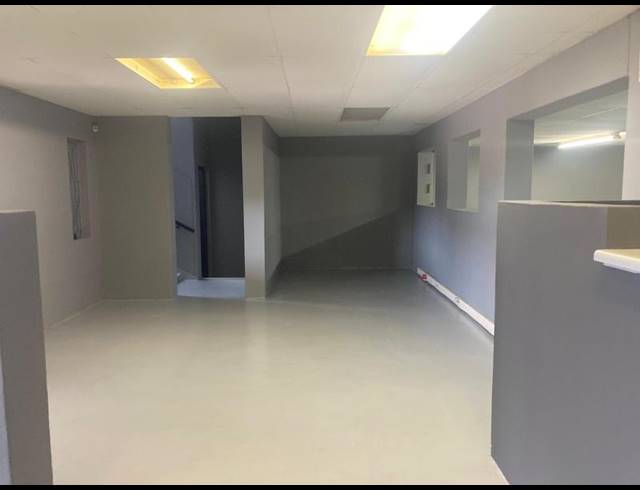 INDUSTRIAL PROPERTY TO RENT IN SIDWELL